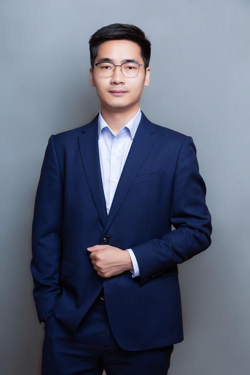 何联霞 创意策略总监